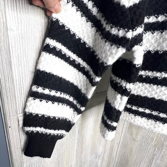 Jessica Simpson Portia Anthracite Stripe Combo Sweater - Picture 4 of 9